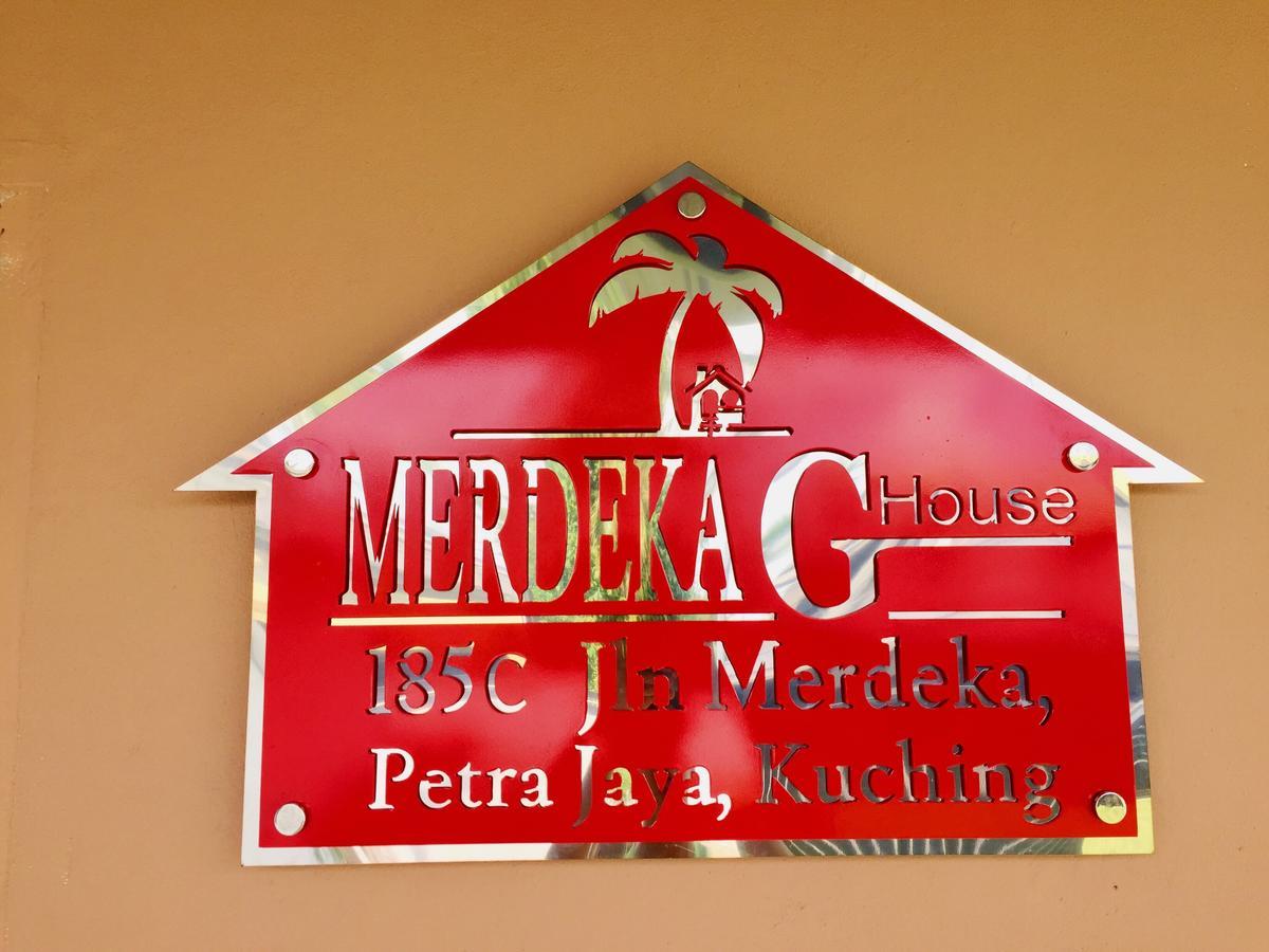 Merdeka Guest House 2 Kuching Buitenkant foto